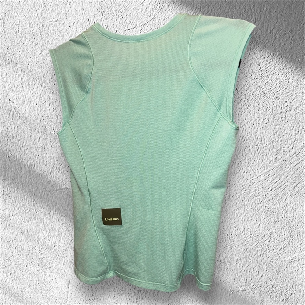 Lululemon Athletica Cap Sleeve Hiking Tank size 2 - Picture 9 of 10